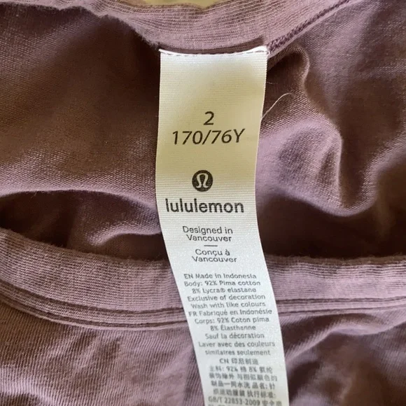 Lululemon activewear top - Picture 3 of 3